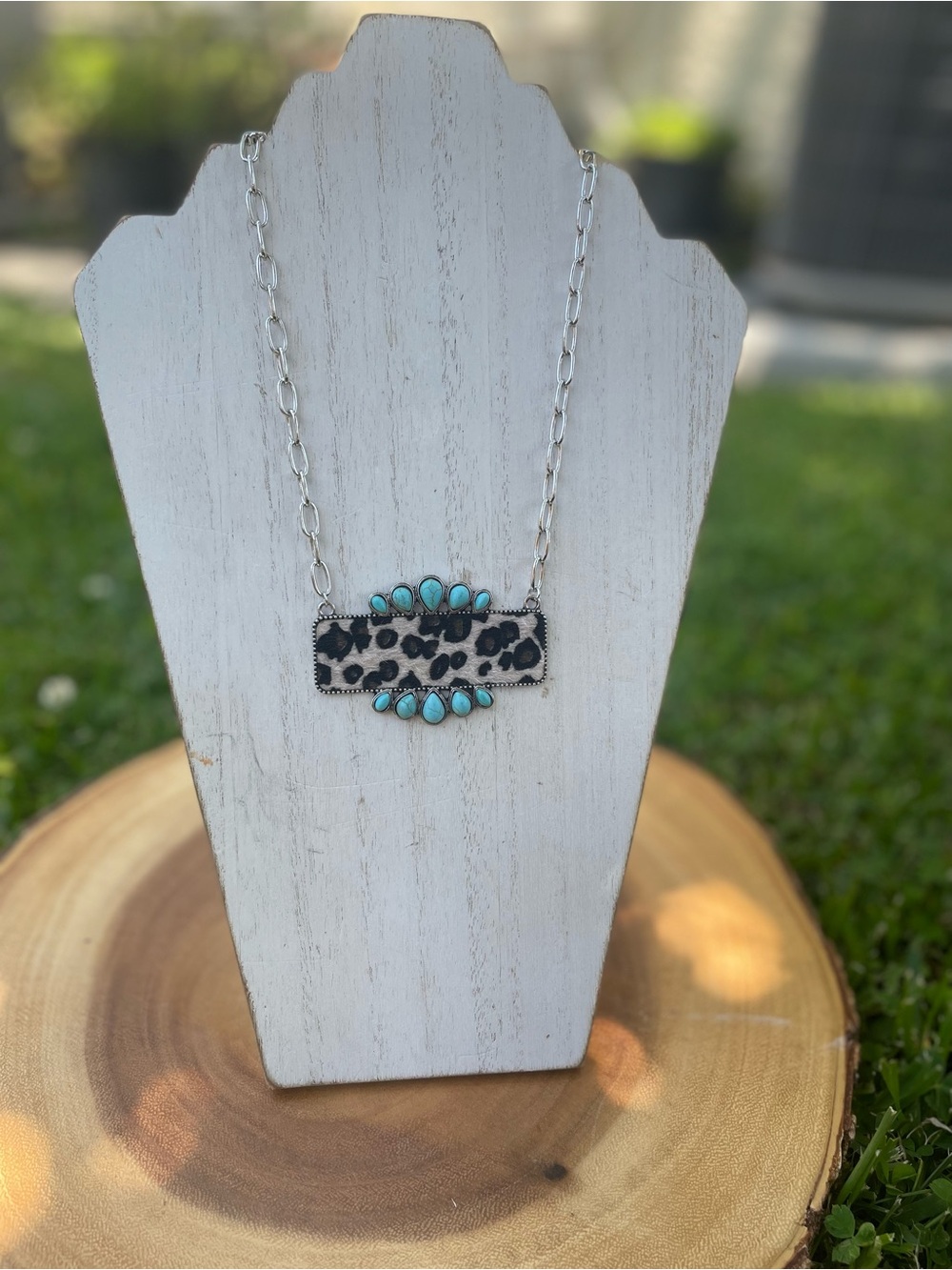 Turquoise Accent Leopard Print Bar Necklace - Women Jewelry